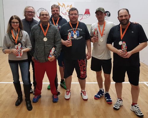 Mehr über den Artikel erfahren Czempisz verteidigt Hamburger Titel