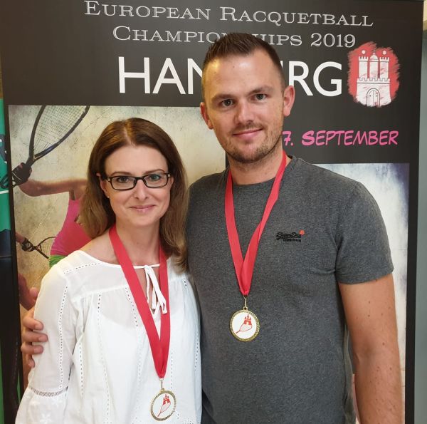 Mehr über den Artikel erfahren Czempisz und Mesecke gewinnen Hamburger Meisterschaften